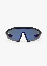 OPS 03ZS-1B005U_PMS_5196