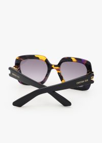 CDIOR S2-24F2_PMS_4201