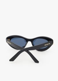 DIORMETEOR-10B0_PMS_4204