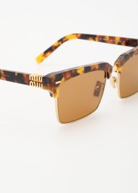 SMU 10ZS-19P2ZI_PMS_4223