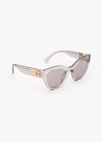 SMU 01YS-12W20I_PMS_6406