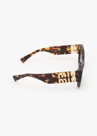 SMU 09WS-14L20I_PMS_6446