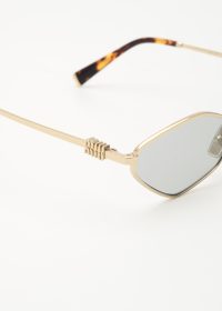 SMU 56ZS-5AK20I_PMS_6503