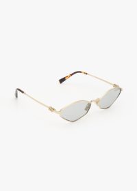 SMU 56ZS-ZVN50K_PMS_6415